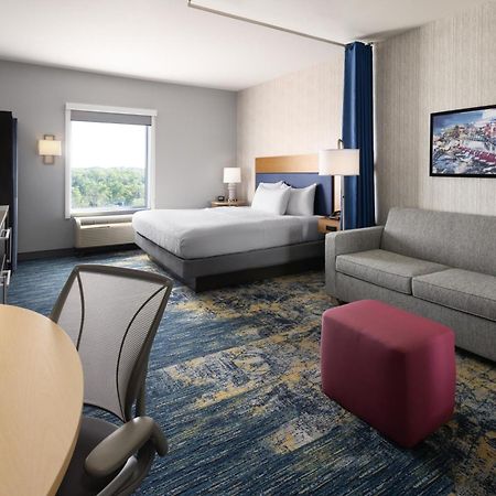 Home2 Suites By Hilton Greenville Downtown Екстер'єр фото