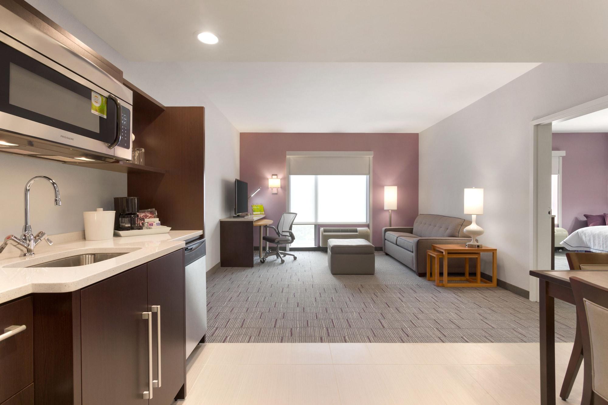 Home2 Suites By Hilton Greenville Downtown Екстер'єр фото