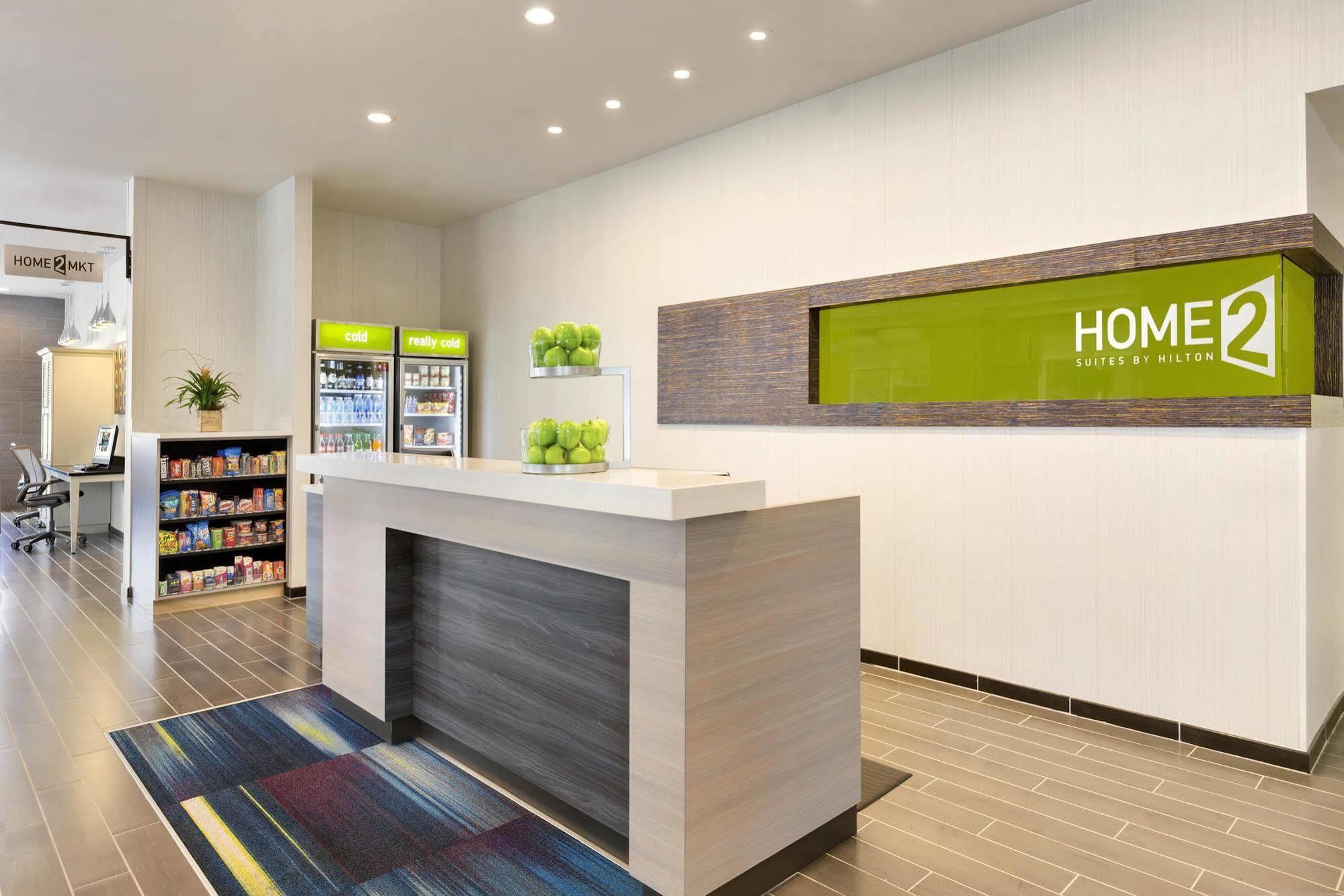 Home2 Suites By Hilton Greenville Downtown Екстер'єр фото