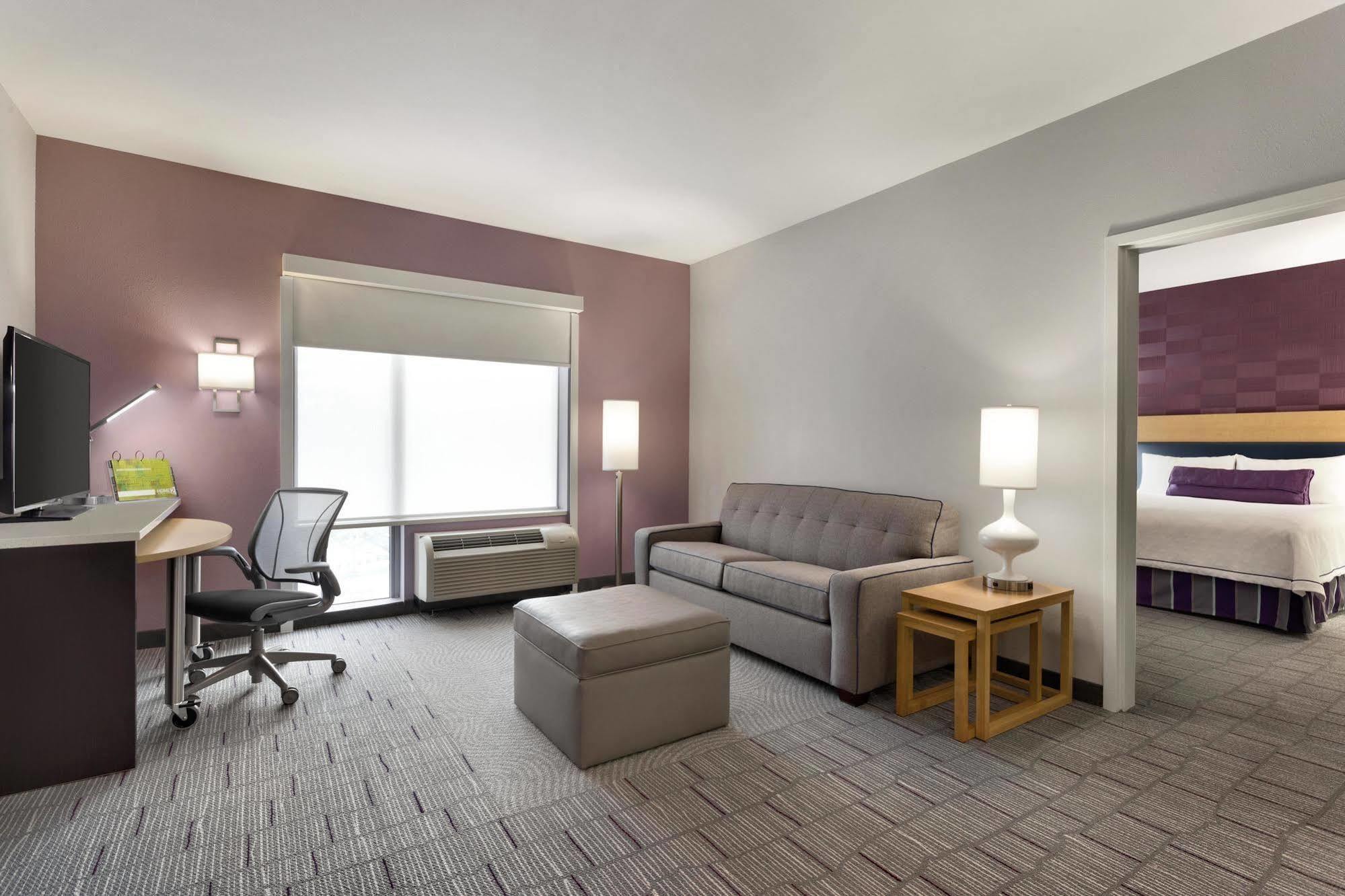 Home2 Suites By Hilton Greenville Downtown Екстер'єр фото